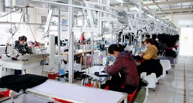 从月薪250元到掌舵服装王国 一位印度小伙在中国的十年逆袭之路