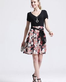 依佳人服饰产品 品质与设计并重的时尚之选